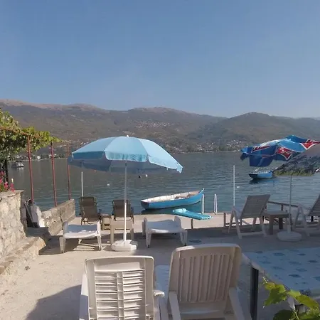 Beachfront Grunche Apartament