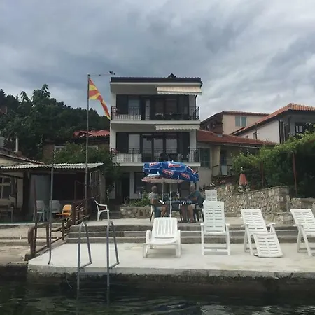 Apartment Beachfront Grunche Ohrid